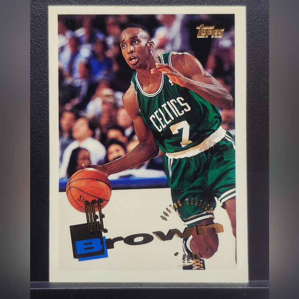 1995 Topps 139 Dee Brown